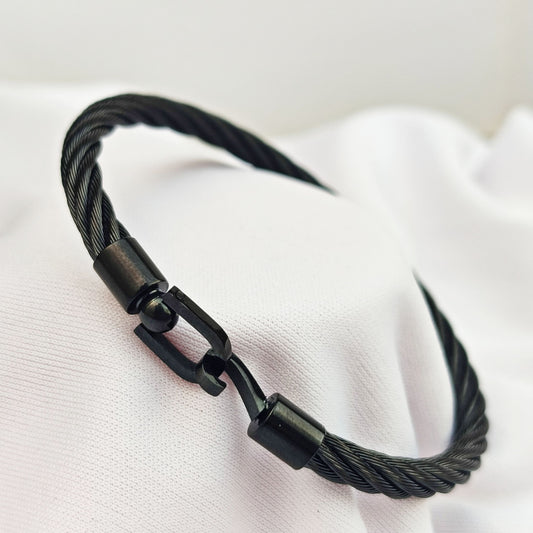 Black Steel Men’s Bangle